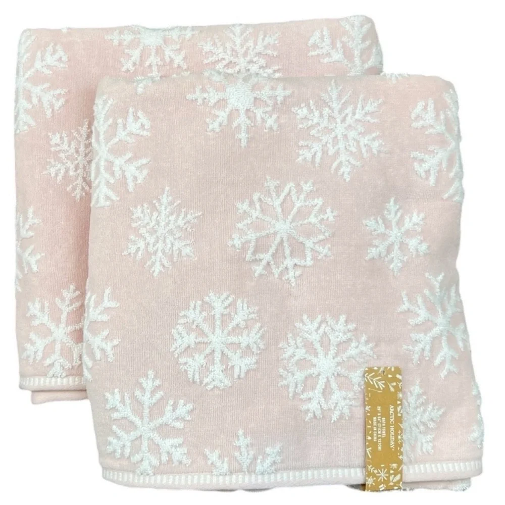 Arctic Holiday - ‘Snowflakes - pink bundle’ bath towel set. NWT. Firm!
